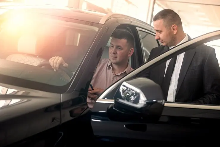 rent a car with driver in dubai